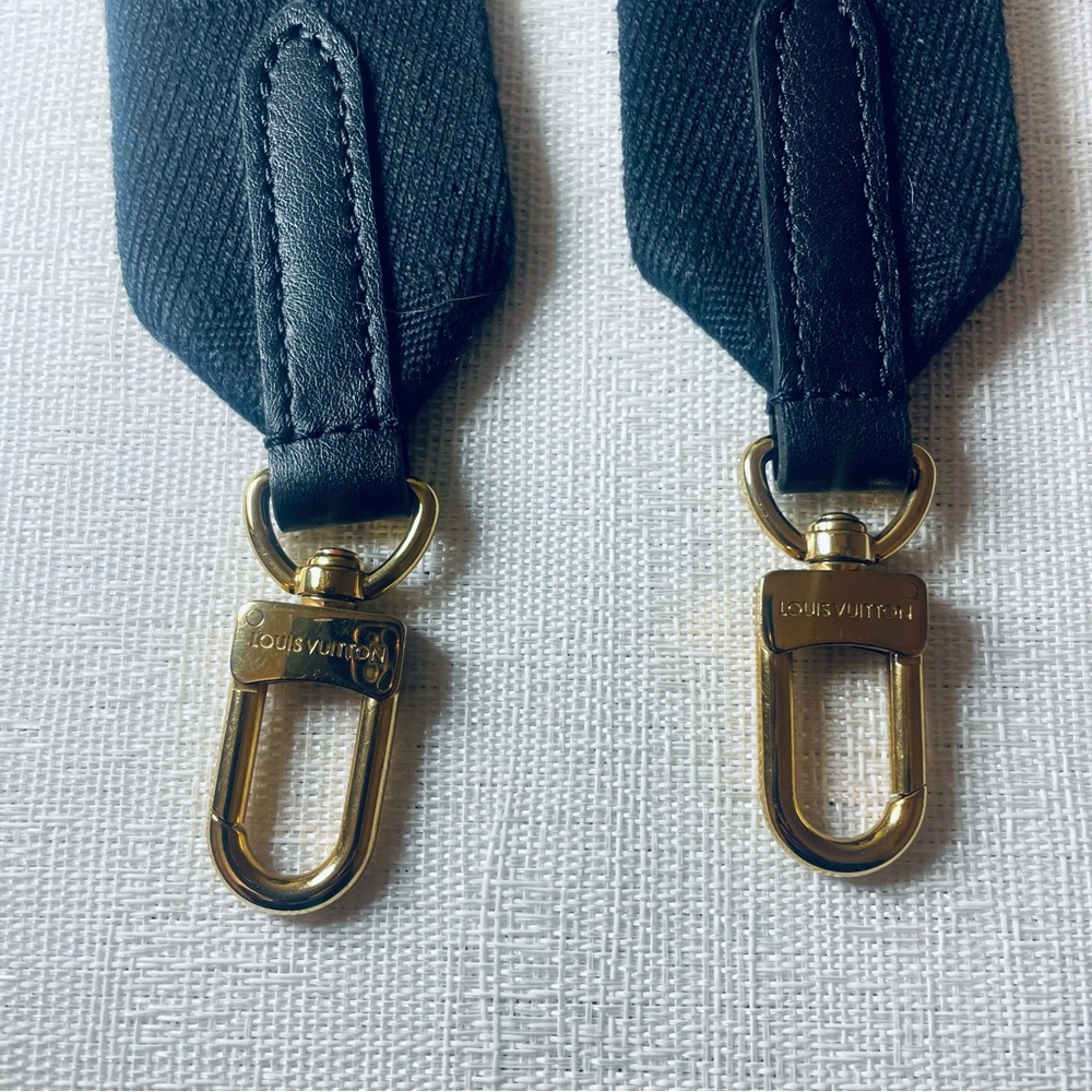 Louis Vuitton Black Webbing Shoulder Strap with Gold Hardware - Picture 5 of 6